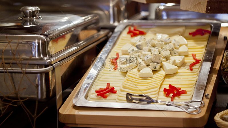 蛋糕面包类休闲食品代工：揭秘背后的关键参数**